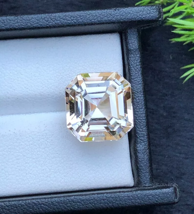 Moissanite 1carat Asscher GGA Certified