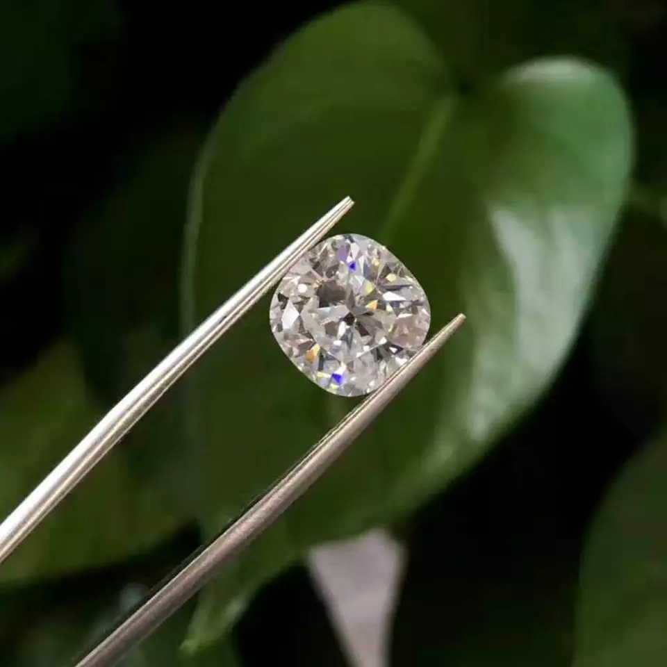 Moissanite 3Carat Cushion GGA Certified