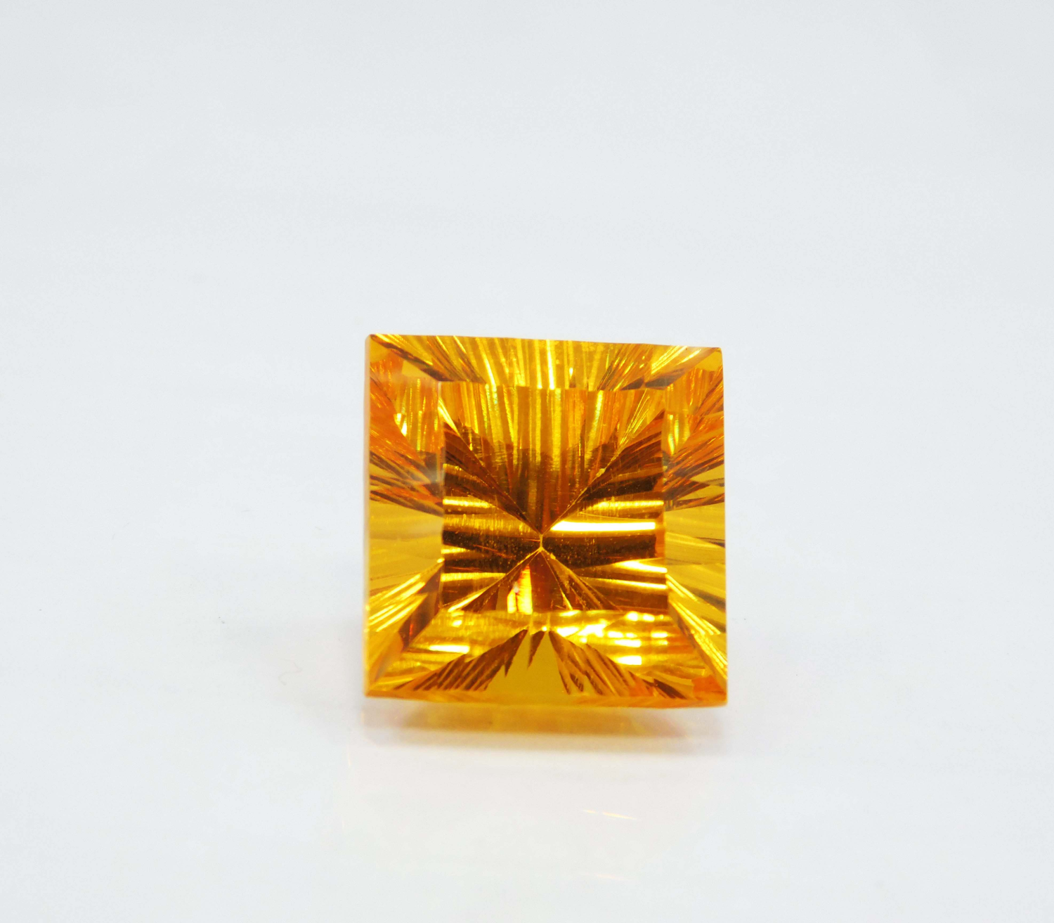 Natural Citrine Princess Cut Square Yellow Color Fine Quality Gems, 20.75 Carats