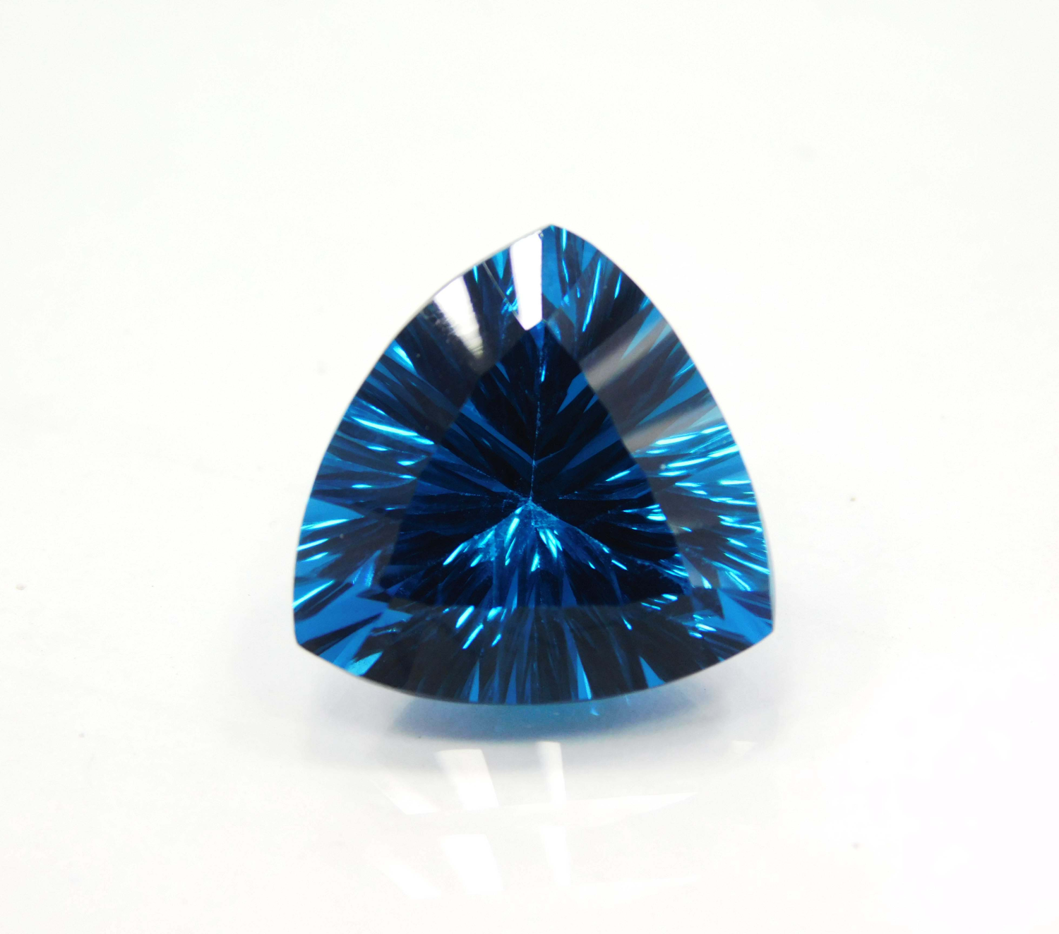 14.75ct AAA+ Exquisite London Blue Topaz Trillion Cut Stone